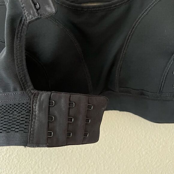 Nike Dri-FIT ADV Alpha Women's High-Support Sports Bra XS - Picture 8 of 10